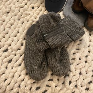 womens grey sweater boots